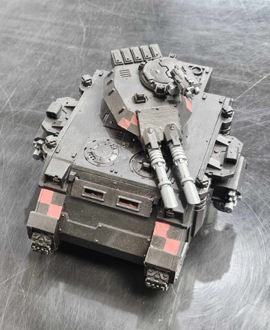 [PRE OWNED] Space Marines - Predator Tank