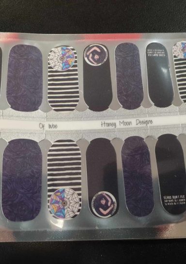 Of Woe Nail Strips